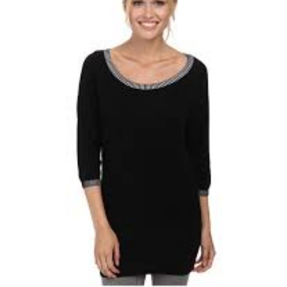 Like new! Lole Mable mesh crochet tunic sweater